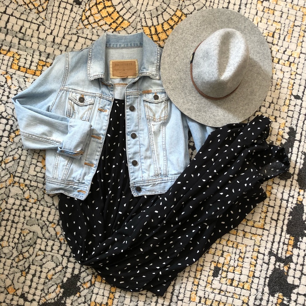 Cropped jean jacket